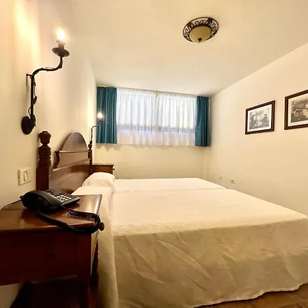 Cozy Ap1, Pool Y Free Wifi In Common Areas, Front Of The Ocean,playa Roques