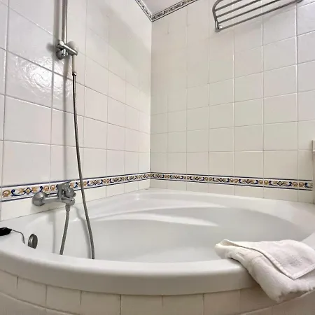 Cozy Ap1, Pool Y Free Wifi In Common Areas, Front Of The Ocean,playa Roques Apartment *
